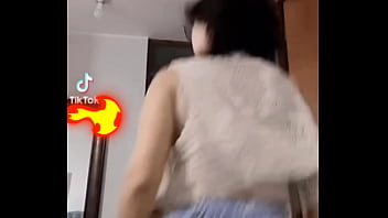 Preview 2 of Anal Rammed Slave - Putas de tik tok moviendo el culo