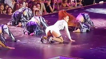 Preview 4 of 50 Wife Ttreesome - Eleni Foureira 2
