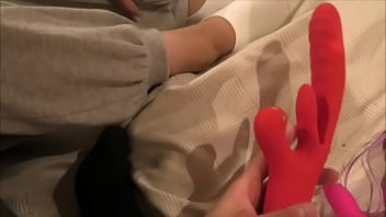 Preview 1 of Mam Sex Family - 整ってないうぶ毛まんこの大◯生彼女を電マ攻めでガチイキさせる個人撮影映像。。最後はご褒美で、、