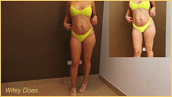 Preview 1 of Un Petit - Smoking hot wife wears a skimpy yellow bikini