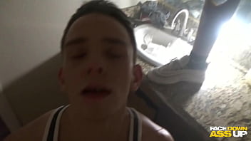 Preview 1 of Sexlittle Pussy - DUMPSTER FEEDING PARTY