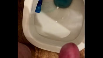 Preview 2 of Feti Mom - Huge cumshot