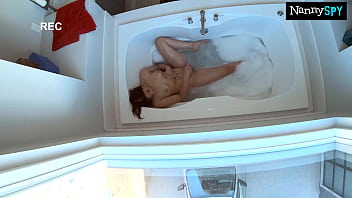 Preview 2 of Phim Vlxx Pha Trinh Ra Mau - Nanny Let&#039_s Boss Borrow Her Fuck Hole After Getting Caught Playing With Her Toys