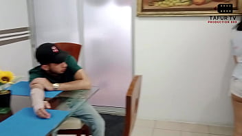 Preview 1 of Signora Dei Cavalli - Para el dolor de cabeza que mejor que un rica follada con mi hijastra - HISTORIA COMPLETA