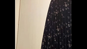Preview 3 of Wena Pancha - Sexy nalgona se masturba en un vestidor