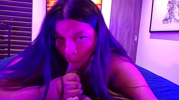 Preview 3 of Bbw Beautify - Una rica BBW Porno haciendo una mamada caliente con garganta profunda en un POV amateur,  le encanta las pollas morenas y le esta haciendo sexo oral,  a ella le gustan que le follen la cara