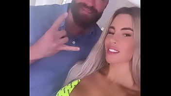 Preview 1 of Service Shower - On set today for Brazzers with XCorvus777 ?