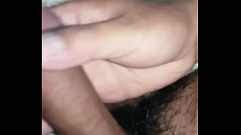 Preview 1 of Gengir Bono - Mi pene con ganas de coger tres