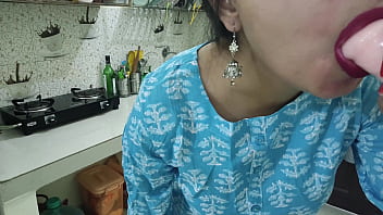 Preview 2 of Indian Dubbal Meaning - Desi Indian stepmom fucked very hard in kitchen  full hindi video big boobs stepmom