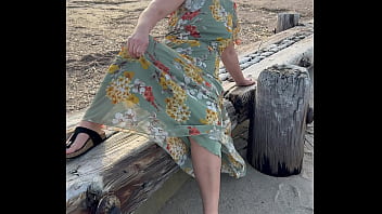 Preview 1 of Dont Cum Inside Me Omg - Amateur wife exposes herself in public beach