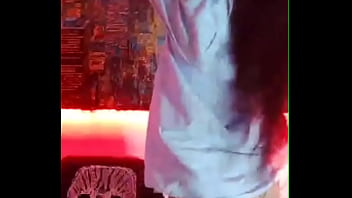 Preview 3 of Xxxxxxsax The Girls - Intense perreo dancing with Karol g and Alicia Keys in my first live,  watch it until the end if you want to cum with me.  I masturbate on cam for you,  FACE B
