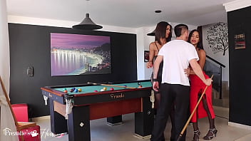 Preview 1 of Milf Belobd - duas amigas trans dotadas fingiram perder no jogo do prazer para fazer uma orgia gostosa.