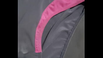 Preview 1 of Mom Sunvhd - Calzon gris con rosa