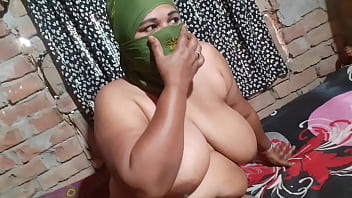 Preview 2 of Fol Move Japan Mom - bhabhi gives blowjob to neighbor till facial creampie