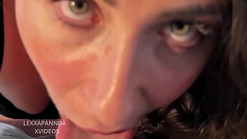 Preview 2 of Brutal Rape Xxx Gay - Rubia come la polla dura de su novio ,  corrida facial pov