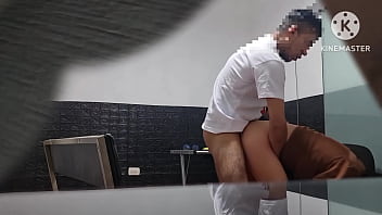 Preview 3 of Gaahwdhf Xxc - camara espia en la oficina del Gobernador de Valencia