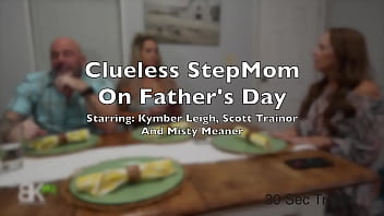 Preview 1 of Movies Tube Mom - Clueless Stepmom on Father&#039_s Day