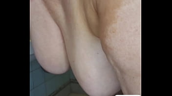 Preview 4 of Seree Hd - I fuck this awesome fat Granny Under the shower and finger her asshole.