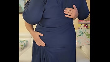Preview 2 of Snake Sisters - Real Amateur BBW Mature Granny kissing and making out with her Lover.