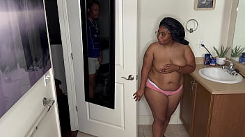 Preview 1 of Dilf Locksy - Kendale Accidentally Walk In On His Roommate Masterbating She Ask For His Help Before Almost Getting Caught