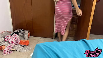 Preview 4 of Forced Rough Bbc - Sexy rubia entra en la habitacion y tio le ofrece ayuda  termina cogiendo a la rubia de culo grande