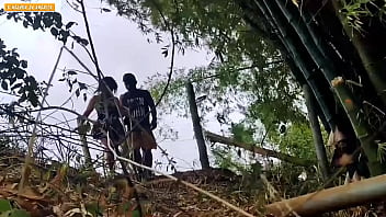 Preview 1 of Rough Outdoor Rape - ela teve a maior supresa no dia dos namorados kkkkk ficou esperando presente