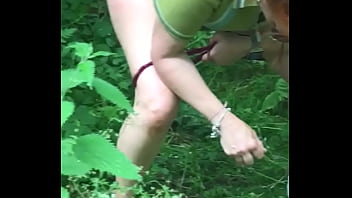 Preview 2 of Jepan Selinkuh - Lou-Lou taking another piss