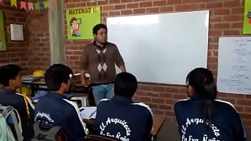 Preview 3 of Videos Xxx Mexicanas - Profesor cachondo coje con sus alunmos