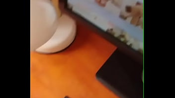 Preview 2 of Dog Licking Pussy Pics - V&iacute_deo de verificaci&oacute_n