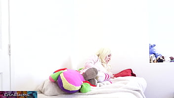 Preview 1 of Indian Tee Girl Sex Mms - stepdaughter needs dick and lets her stepdad fuck her in the butt
