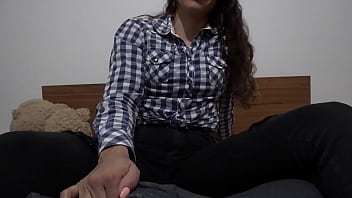 Preview 1 of Nut Inside Hoodrat - Esposa caliente SE TRAGA LA CORRIDA