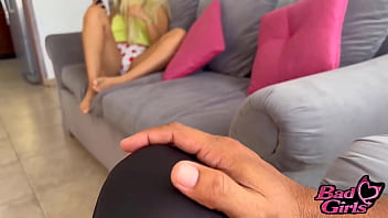 Preview 1 of Fake Cabin - Rubia de culo grande tiene sexo con su en habitacion despues de una conversacion caliente que tiene con tio