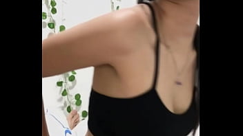 Preview 1 of Chupa Al Jefe - Riding a cock I have a squirting orgasm and he leaves my pussy with creampie