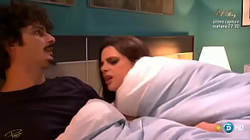 Preview 3 of Nxxxl Hiep Ham Em Ho - Lola Reynolds follando con Javi lqsa