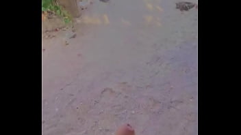 Preview 2 of Muslim Nikob - Me masturbo en la playa