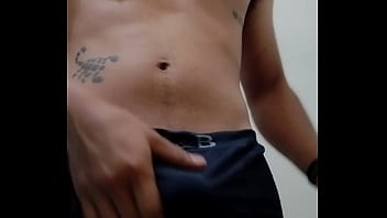 Preview 1 of Belle Resse - Hoy traigo v&iacute_deo donde me toc&oacute_ solo y me masturbo vengo porno