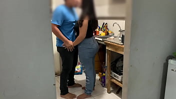 Preview 1 of Ass Clap Dress - Me culeo a mi hermanastra mientras cocina