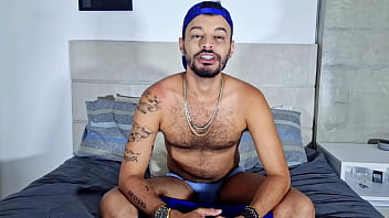 Preview 2 of Hot Lsebians - Thales Botelho comendo o careca musculoso, tatuado, rabud&atilde_o e passivo convicto, com calcinha socada no rabo - Completo no RED &gt_ LINK xvideos.red/amateur-channels/thales botelho# tabR (O RED tambem esta no link promocional dos v&iacute_deos gratuito