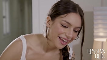 Preview 2 of Omg Yes - I eat my stepsister&#039_s pussy