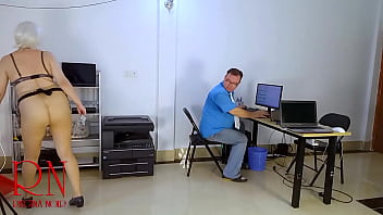 Preview 1 of School Sex Repe - The clerk fucks the office cleaner and the secretary in turn. Cunnilingus and blowjob in the office. 1