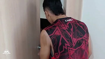 Preview 1 of Bf Wolpepar Daunlod - Mi hermanastro me encuentra masturb&aacute_ndome,  entonces estoy tan caliente que lo invito a que me folle el co&ntilde_o hasta llegar al orgasmo.
