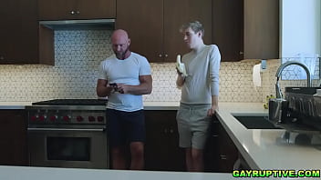 Preview 2 of Aap Beti Sex - Jack Bailey seduces Killian Knox to have anal reaming