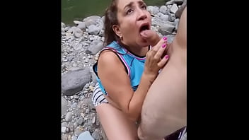Preview 2 of Horor Lesbian - me folle a mi madrastra en un rio - medellin colombia