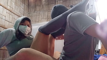 Preview 2 of American Mom Rape Full Movies - hoy no podre follar porque ma&ntilde_ana estare con mi novio! pero de igual manera te voy a satisfacer muy intenso... Hijastra y padrastro tienen sexo... Adivina como lo hicieron esta vez?
