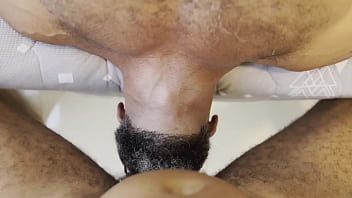 Preview 2 of Anti Nudu Xxx - Mineiro grandalh&atilde_o de Um Metro e Noventa de altura,  gemeu feito Putinha dengosa na cabe&ccedil_a da minha rola e ganhou muito leite. Assista completo no XvideosRed