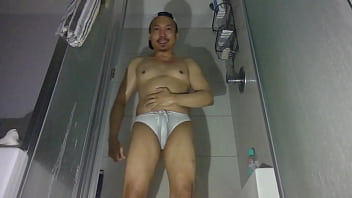 Preview 1 of Gem Tang Scandal - Flexing In The Shower