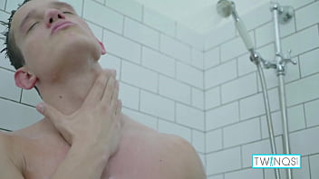 Preview 3 of Xxx Hd Bbw Videose - Strong Stud Luke&#039_s Feeling Horny For A Hot Shower In The Bathroom!