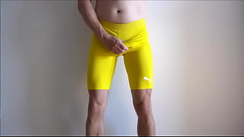 Preview 1 of Sex Tuala Mandi - blowing a load in spandex tights