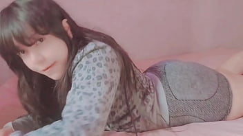 Preview 1 of Famas Xx Video - Amateur teen girl playing with her pussy - Hana lily