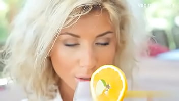 Preview 1 of Haien Pussy - Чувствительное соло на веранде